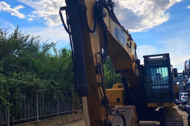 OmecoHub - Immagine CATERPILLAR 325DLN